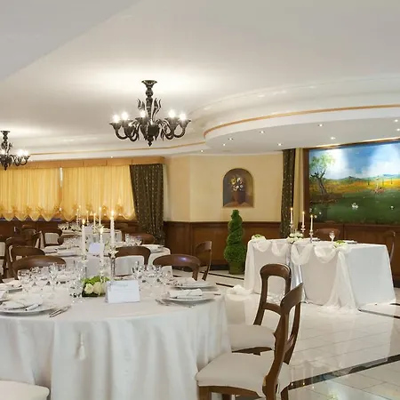ホテル Ristorante Uliveto Veroli