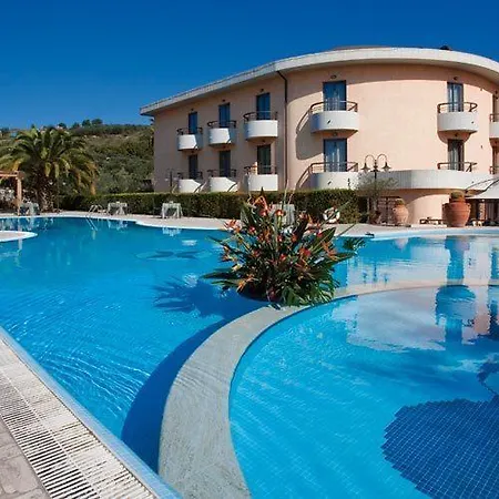 Hotel Ristorante Uliveto 4*